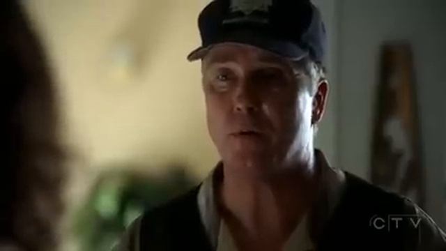 CSI S08e03 (Пчелы, Гриссом и Сара)