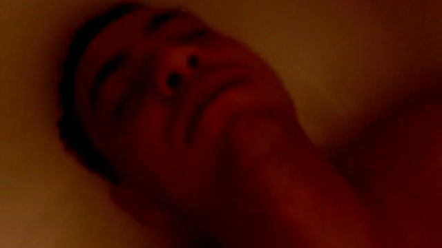 Ржач лунатик спит