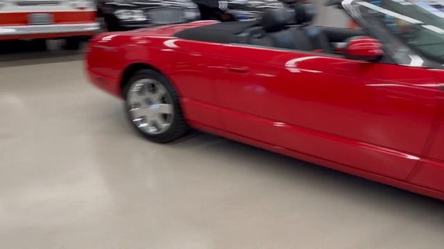 2002 Ford Thunderbird - Torch Red - Hardtop Convertible смотреть онлайн