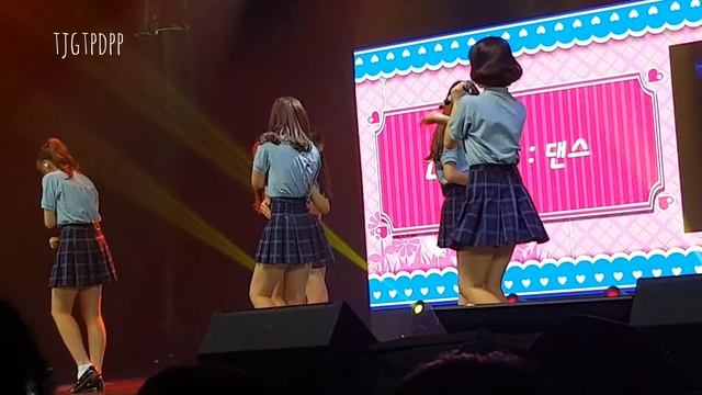 Gfriend Rough 2x Speed Version (LOL Manila Showcase) смотреть онлайн