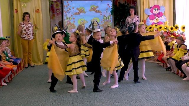 Мюзикл "Муха-Цокотуха" - Осеннее развлечение в подготовительной группе. Муз. рук. -Лукашенко Ольга смотреть онлайн
