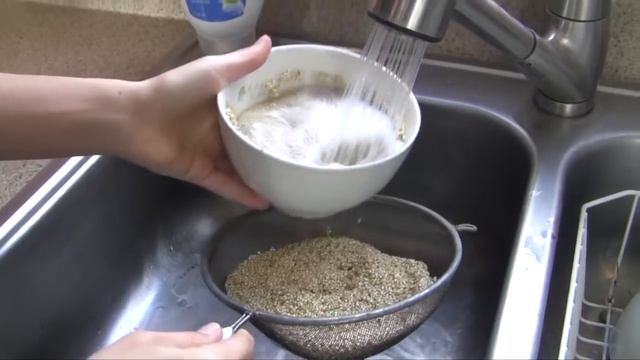 How To Eat Quinoa: Nutrition, Health, Cooking & Meal Ideas