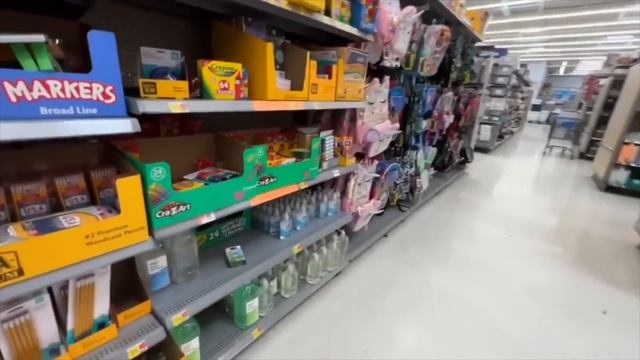 ШОПИНГ для ШКОЛЫ в США: Как мы ПОКУПАЛИ всё сыну в американских магазинах смотреть онлайн
