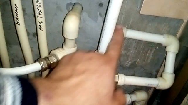Тёплый пол за счёт горячей воды. смотреть онлайн