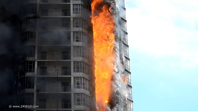 В Красноярске сгорел 24-х этажный дом! Пожар тушили вертолетом! смотреть онлайн