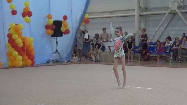 Макеева Виктория, Екатеринбург, ДЮСШ 19, 2005 скакалка, Кубок Назмутдиновых, 30 05 2015 смотреть онлайн