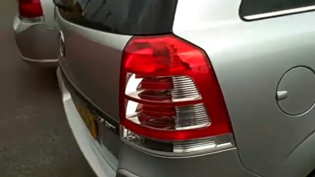 VAUXHALL ZAFIRA 1.9 CDTI 150PS DESIGN MPV STAR SILVER-PENTAGON MOTOR GROUP