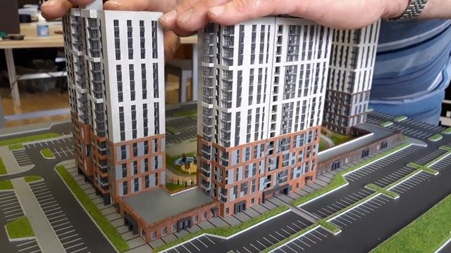 Монтаж зданий на макете в масштабе 1:350 смотреть онлайн