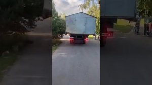 Перевозка гаража на манипуляторе