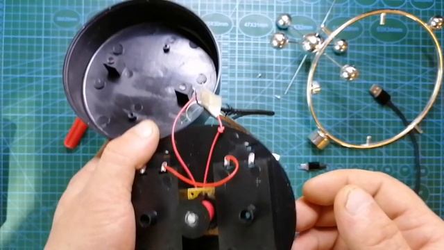 Маятник Орбита, Сфера. ЛайфХак - переделка на питание от USB 5 вольт - вместо батареек АА. смотреть онлайн