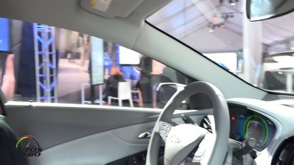 2016 Chevrolet Volt Connected Services and Apple Car Play Demonstration