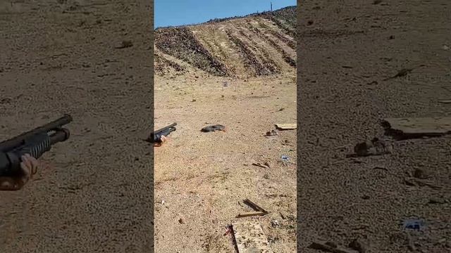 shooting 12 gauge slug at steel Target смотреть онлайн