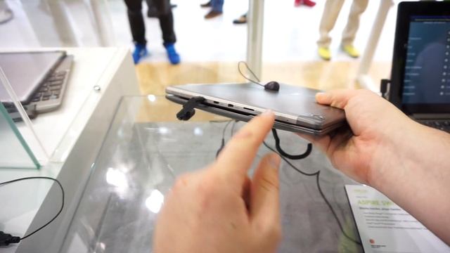 Acer Aspire Switch 11V Hands On [deutsch] смотреть онлайн