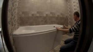 Экран под ванну. Монтаж под угловую ванну.