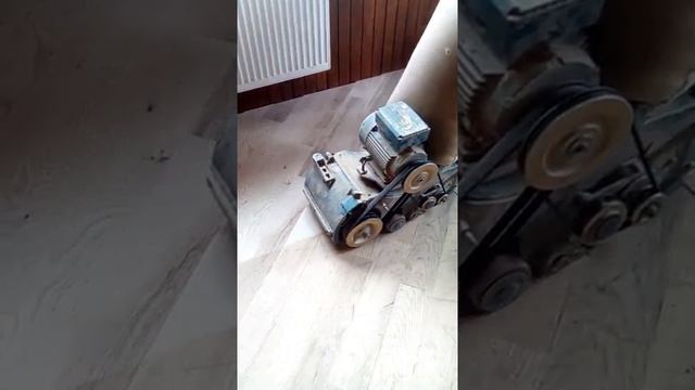 Шліфування паркету смотреть онлайн