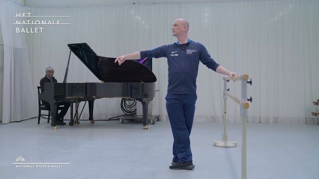 Ballet Barre 1 (Online Ballet Class) - Dutch National Ballet