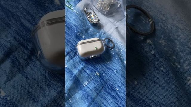 Как снять пластиковый чехол с эирподс про смотреть онлайн
