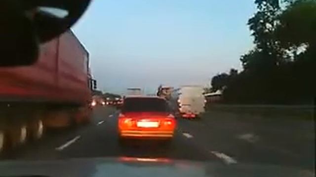 отбойники спасают!!!!!!!!!!! смотреть онлайн