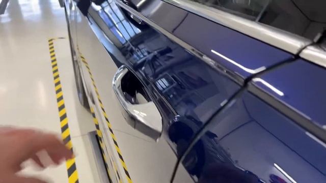 Audi A8 L Walkaround смотреть онлайн