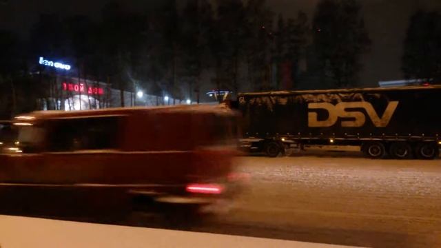 Пробка на МКАДе смотреть онлайн