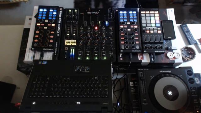 Tech House Mix - August 2013 смотреть онлайн