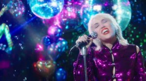 Miley Cyrus - Midnight Sky (Official Video).mp4