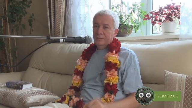 Чайтанья Чандра Чаран дас - БГ 5.11 Действовать в сознании Кришны смотреть онлайн