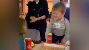 КАК ЖИВЕТ САМЫЙ БОГАТЫЙ МАЛЕНЬКИЙ ЧЕЛОВЕК ХАСБИК МАГОМЕДОВ