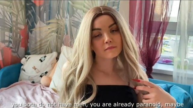 Подруга мамы учит её сына взрослым отношениям. смотреть онлайн