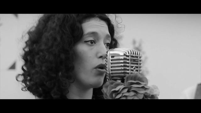 Hit the Road Jack- Directo -(Lady And the Cats Cover) смотреть онлайн