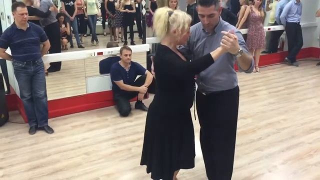 Javier y Elvira смотреть онлайн