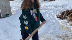 ВЛОГ. Поругалась с Лешей. Кира ругается с подписчиками. Привыкаем к новой жизни.