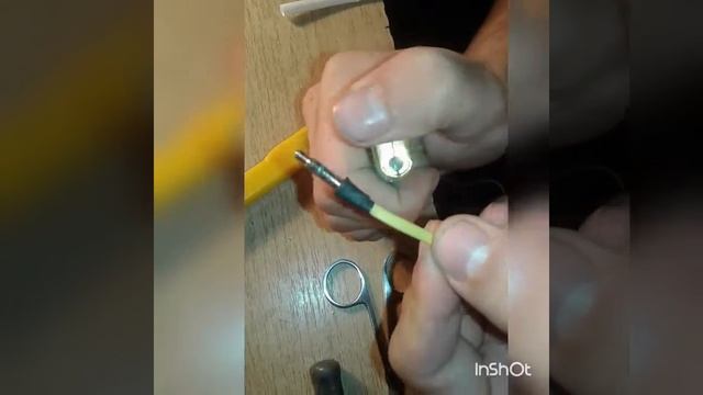 Ремонт наушников или гарнитуры без замены штекера смотреть онлайн