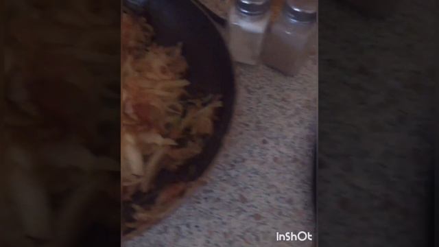 Жареная печень индейки с луком смотреть онлайн