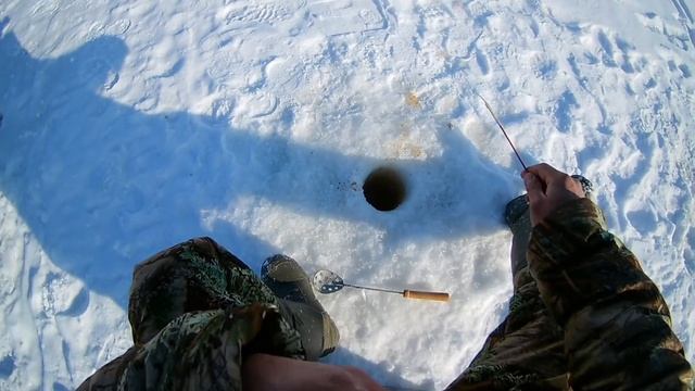 Зимняя рыбалка на Волге. смотреть онлайн