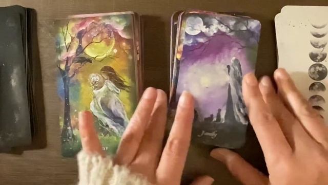 Side by Side: Earthly Souls & Spirits Oracle | Mass Market vs. Indie Edition смотреть онлайн