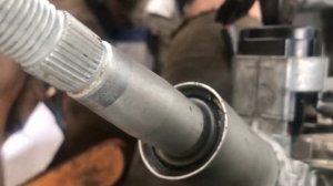 Часть вторая замена подшипника рулевого вала на приоре с электроусилителем