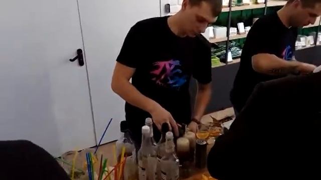 XS - Бармен шоу Красноярск. Презентация нового тонизирующего напитка! смотреть онлайн
