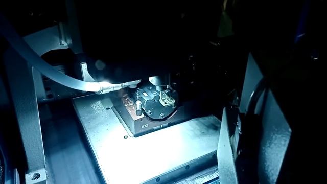 Нарезка ключа EVVA EPS на станке SILCA PROTECH смотреть онлайн
