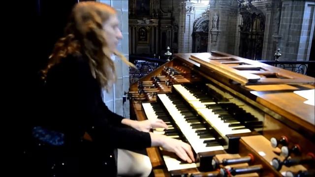 Loreto Aramendi plays Charles Tournemire - Victimae Pascali (extract) at Santa Maria Basilica смотреть онлайн