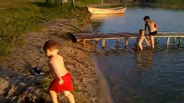 Свитязь 2011, купаемся смотреть онлайн