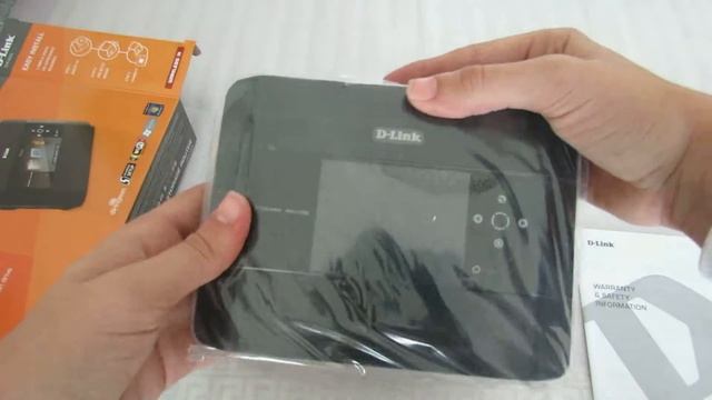 D-Link DIR-685 Wireless N Gigabit Router 300Mb WiFi Photoframe LCD USB NAS SATA смотреть онлайн