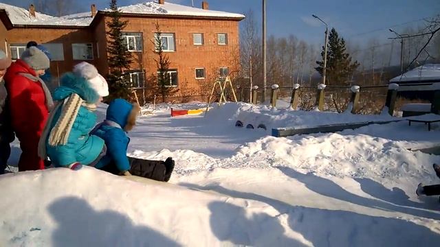 Зимняя прогулка смотреть онлайн