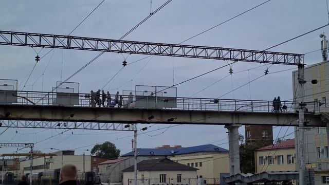 Ж/д вокзал города Тюмень. смотреть онлайн