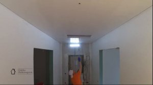 Шпатлевка потолка валиком