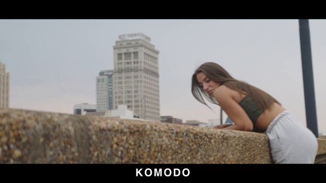 Red Komodo vs Canon C70 смотреть онлайн