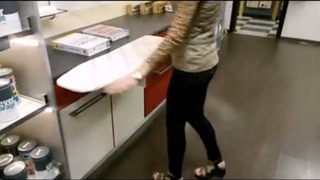 Встроенная гладильная доска в выдвижной ящик. HAFELE.SHOP.ru. смотреть онлайн