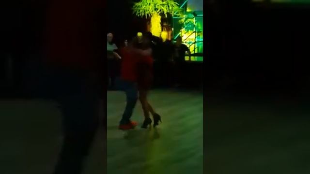 Miky Latin & Kizomba kronus (To) смотреть онлайн