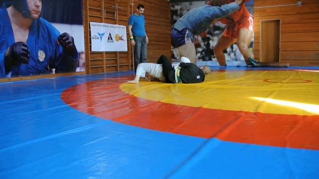 Spb bjj open 2013 Белые Абсолютка Финал Луковкин Александр - Юнка Ярославв смотреть онлайн