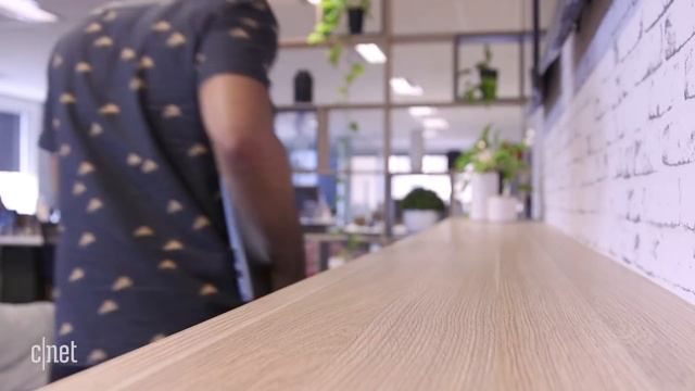 Dell Inspiron 13 7000 2-in-1 (2017) review: Slick, lacks juice смотреть онлайн